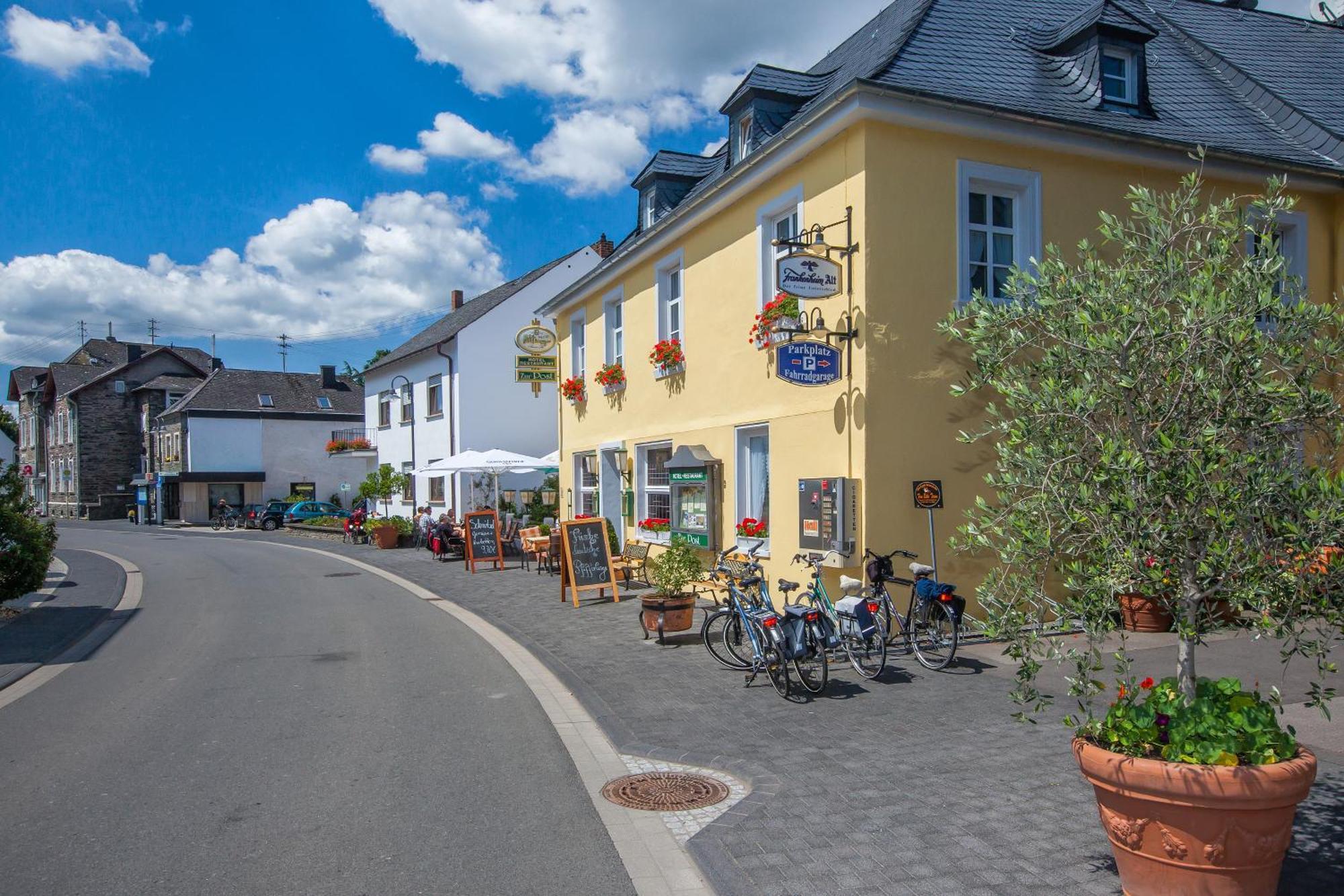 Hotel Zur Post Mulheim an der Mosel Exterior foto